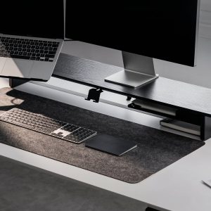 Reversible Felt & Cork Desk Mat material detail
